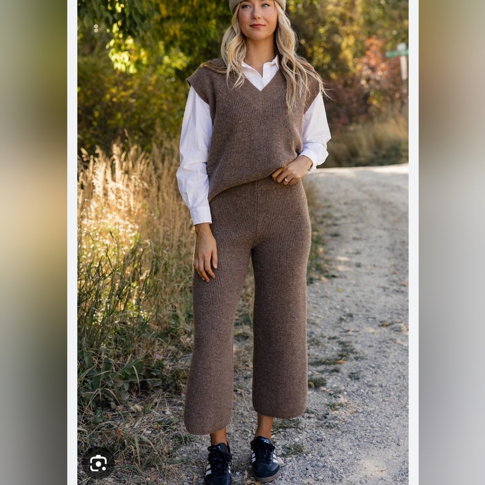 Roolee Brown Cropped Pants